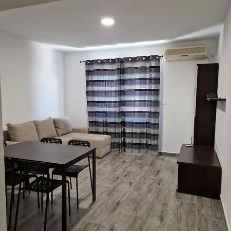 Biskup Apartman *